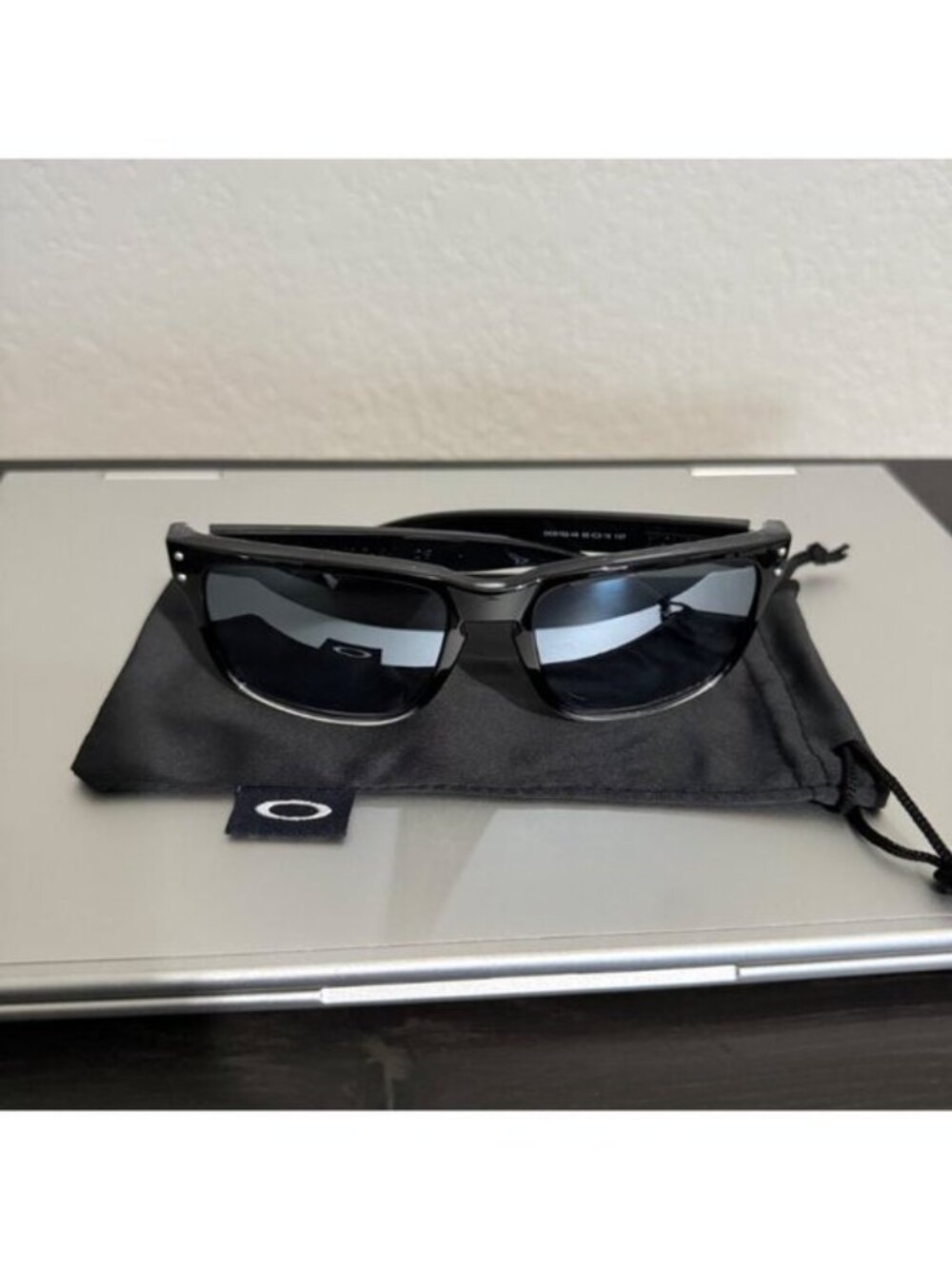 POLARIZED Oakley Holbrook Two Tone Polished Frame Prizm Reflective Silver OO9102 - Picture 5 of 6